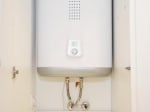 Chauffe-eau &eacute;lectrique ou gaz, comment choisir pour sa maison ?